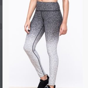 New with Tags Peach Mystic Leggings